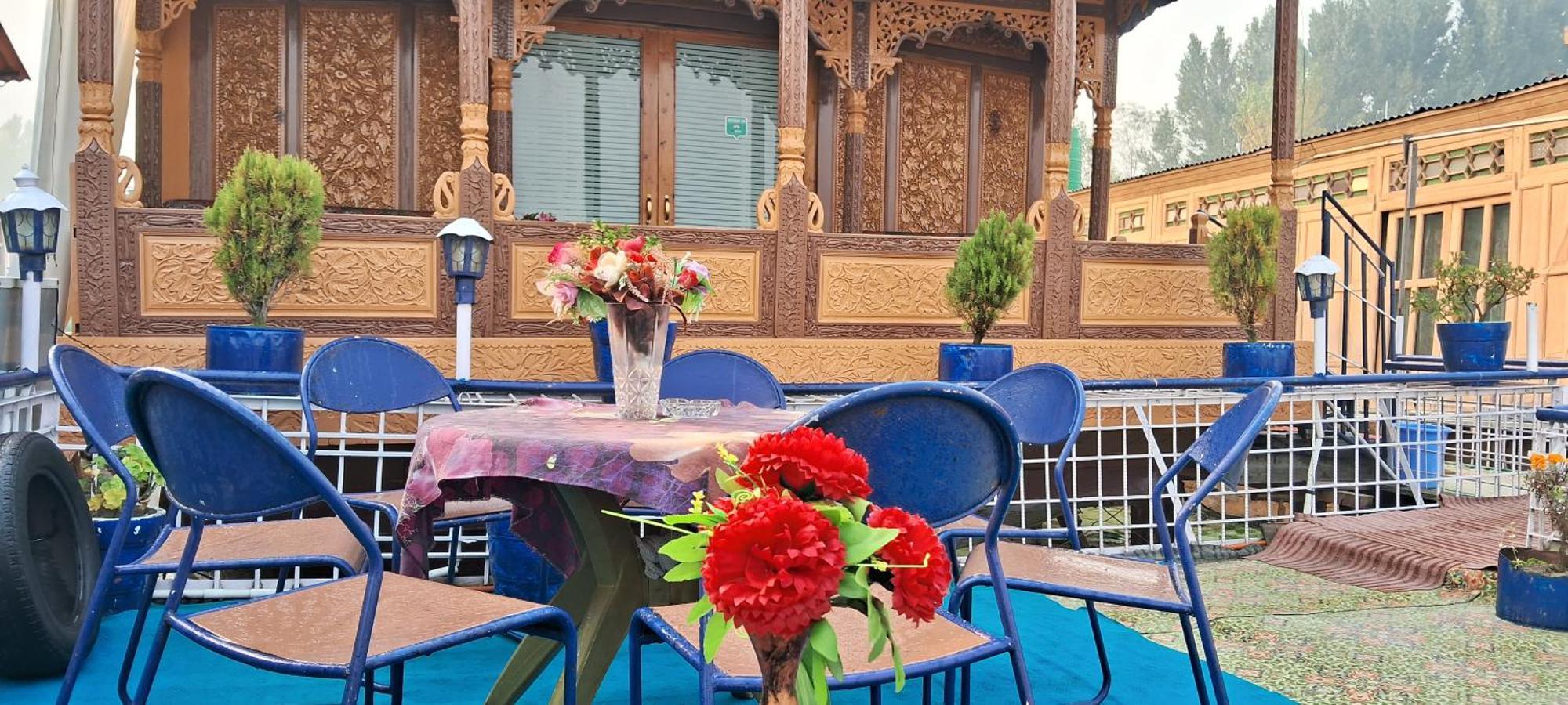 Goona Palace Houseboats Srīnagar Dış mekan fotoğraf